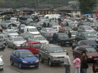 Automobili u Srbiji stari u proseku više od 14 godina